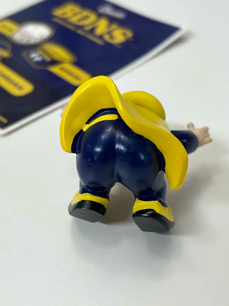 thumbnail-9